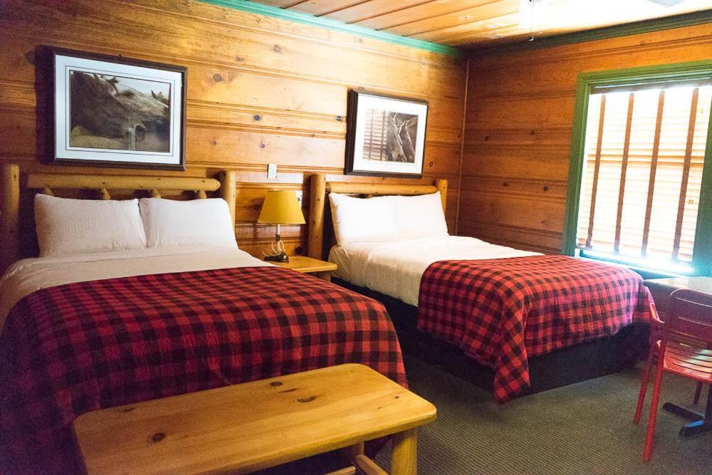 Shaver Lake Village Hotel Eksteriør billede