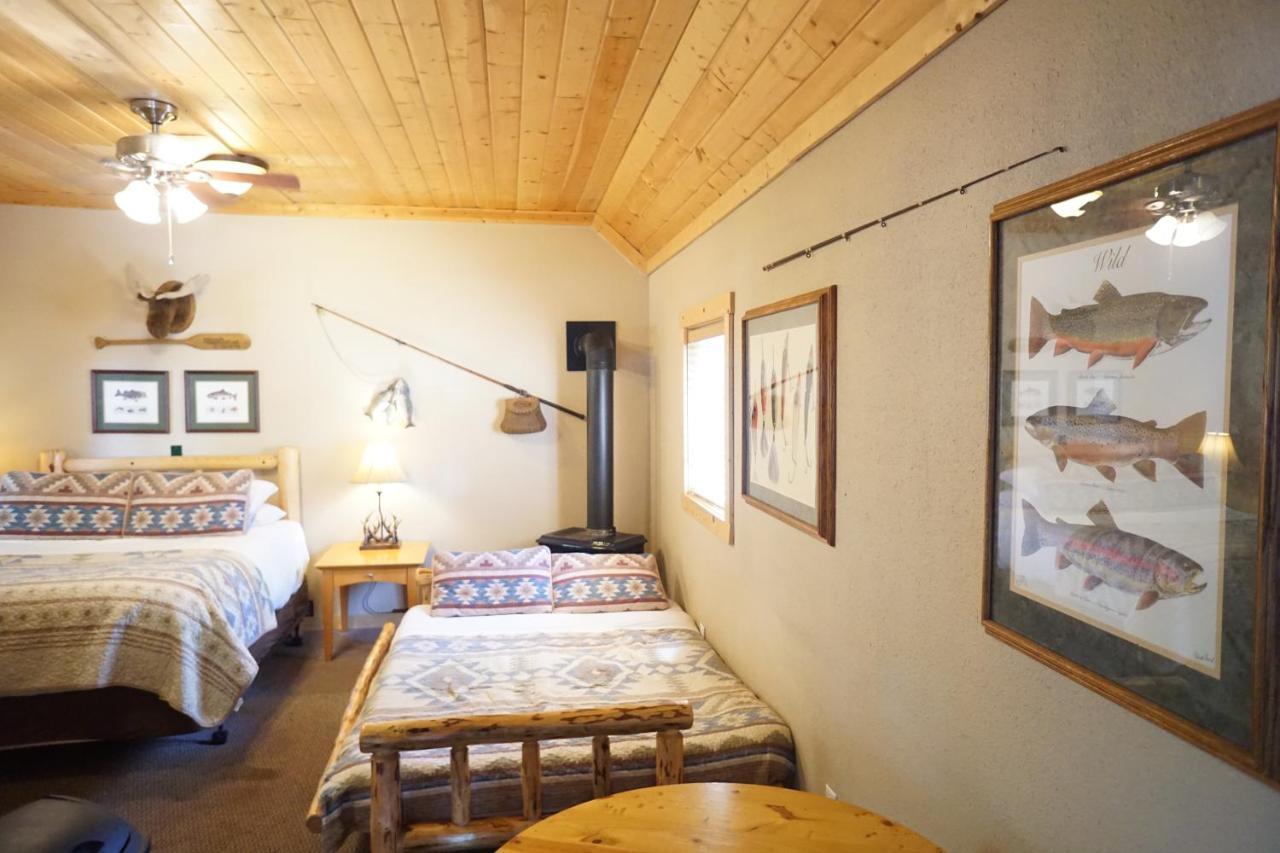 Shaver Lake Village Hotel Eksteriør billede