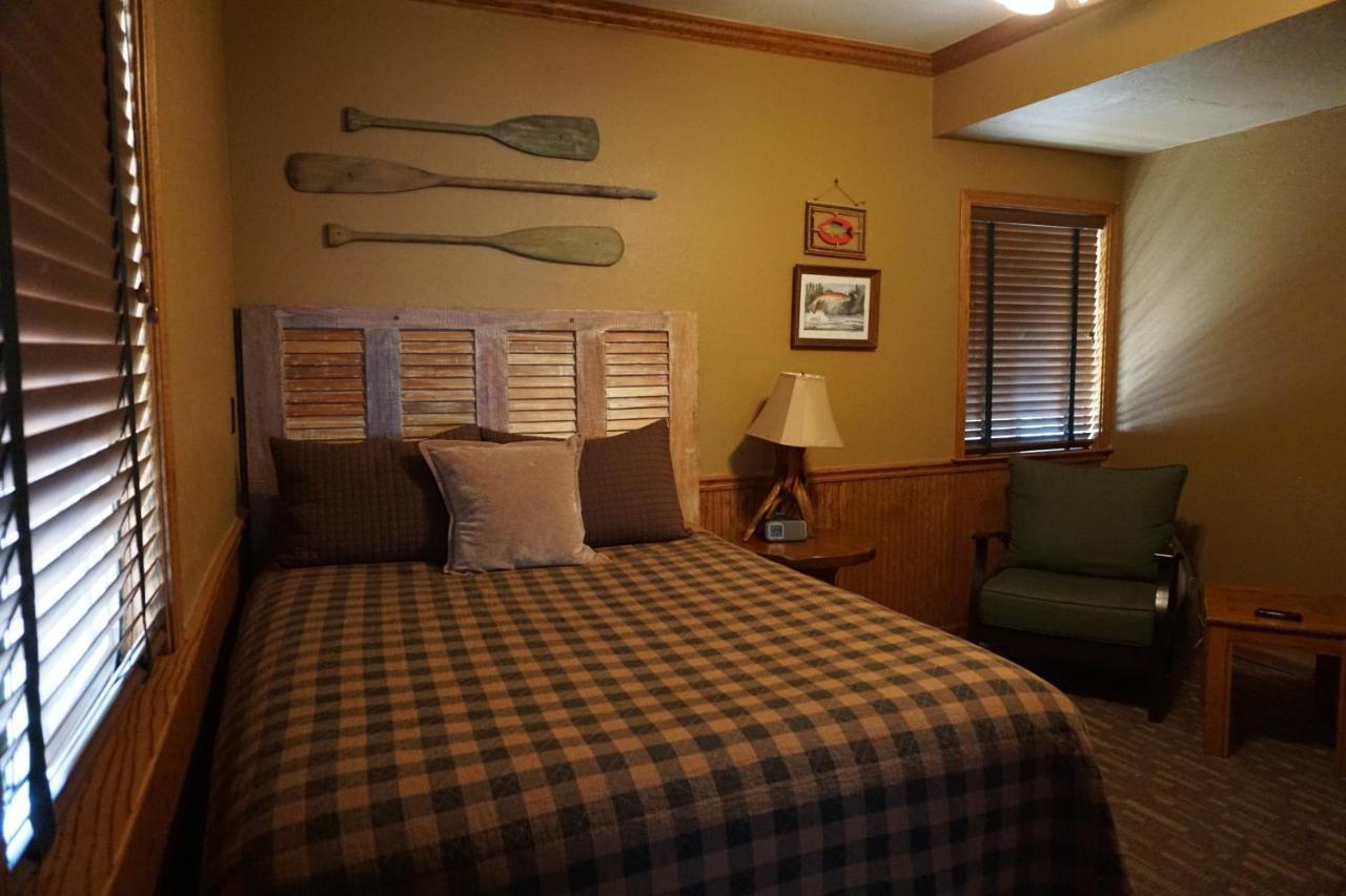 Shaver Lake Village Hotel Eksteriør billede